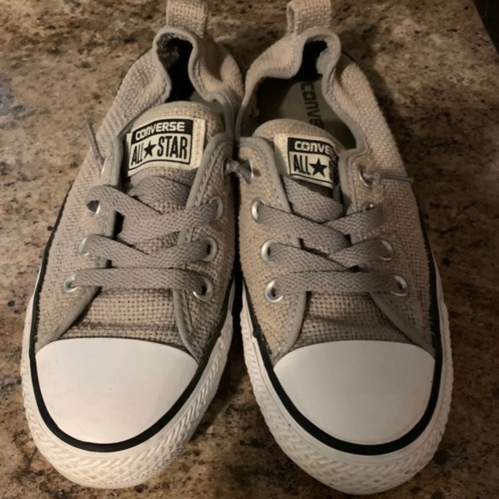 Like new canvas shoreline converse size 8